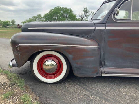 1946 Ford Deluxe