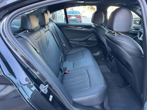 2021 BMW 5 Series 530e