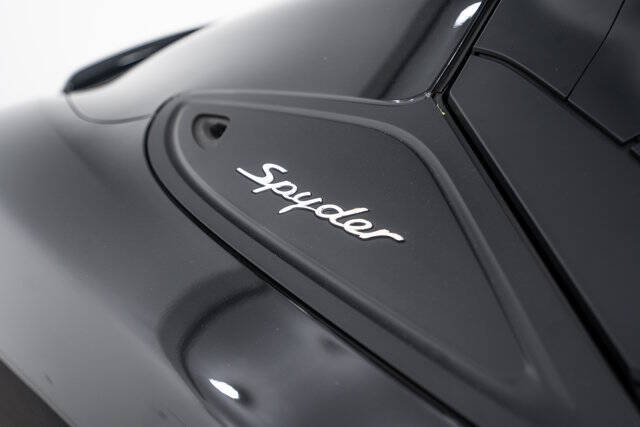 2016 Porsche Boxster Spyder