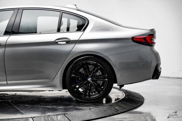 2022 BMW M5