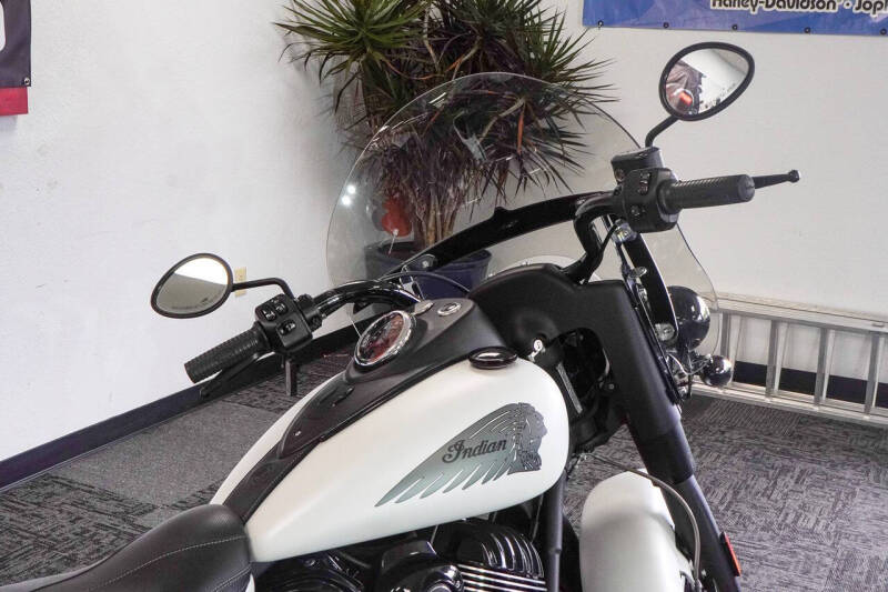 2019 Indian Springfield Dark Horse