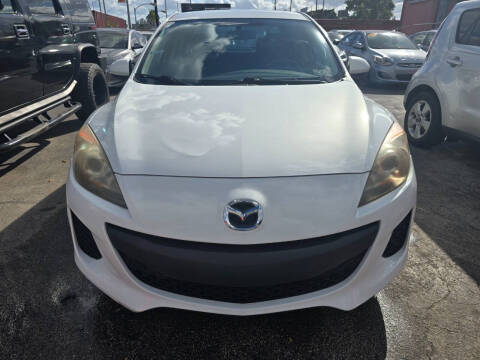2013 Mazda MAZDA3 i SV