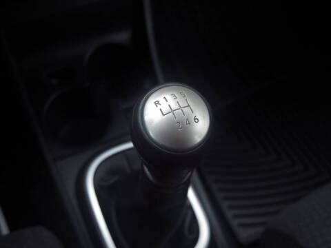 2010 Nissan Versa 1.8 S