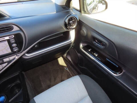 2015 Toyota Prius c Three