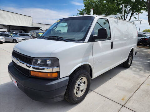 2018 Chevrolet Express 2500