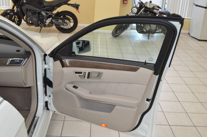 2014 Mercedes-Benz E-Class E 550 4MATIC