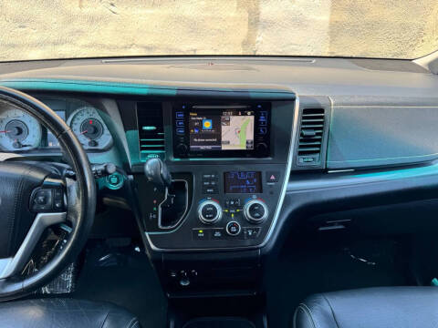 2017 Toyota Sienna