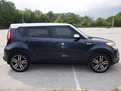 2016 Kia Soul +