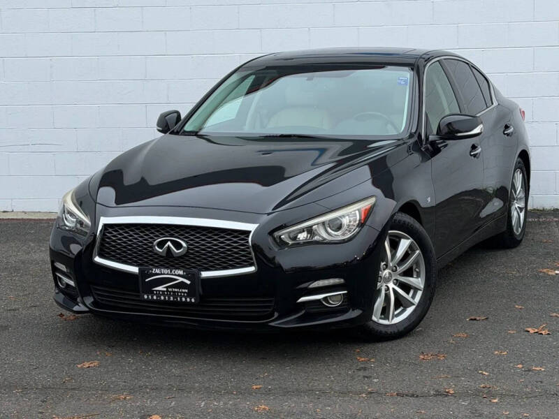 2015 Infiniti Q50 Premium