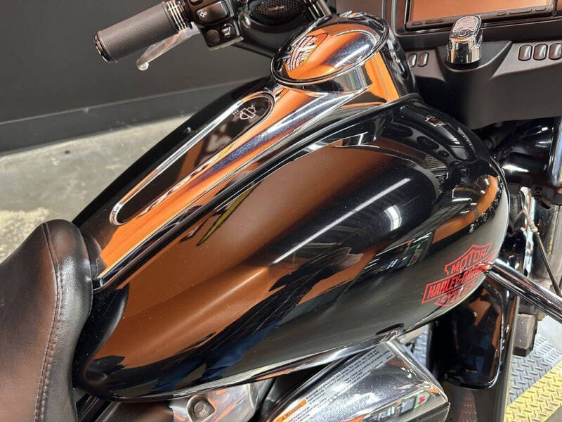 2019 Harley-Davidson® FLHT - Electra Glide® Sta