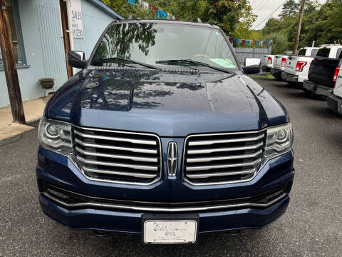 2016 Lincoln Navigator Select