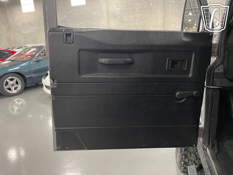 1991 Land Rover Defender