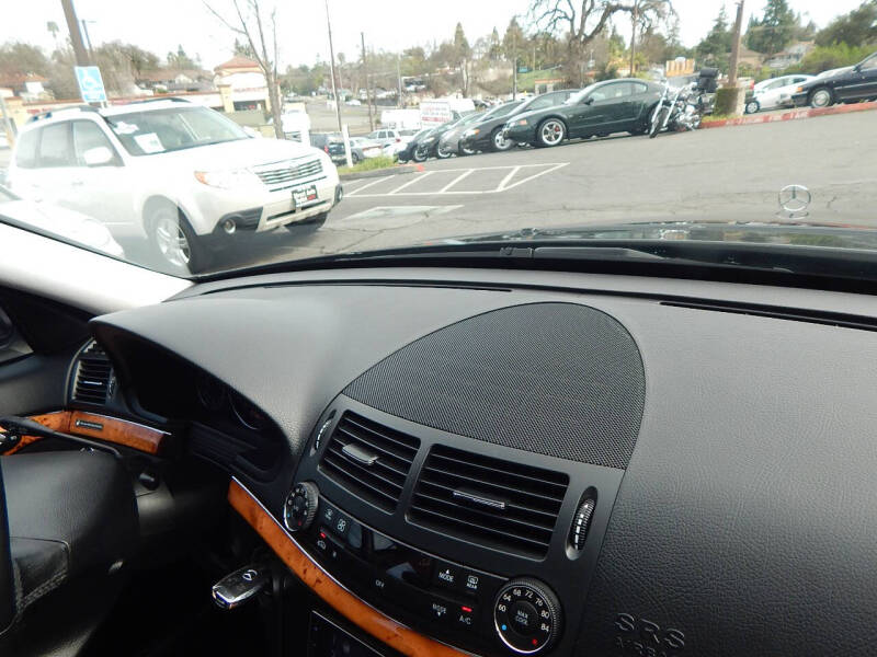 2008 Mercedes-Benz E-Class E 320 BlueTEC