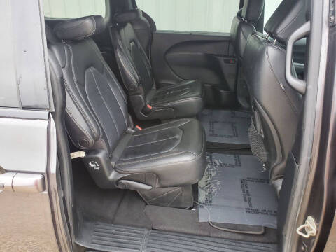 2020 Chrysler Pacifica Touring L 35th Anniversary