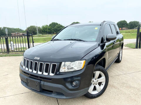 2012 Jeep Compass for sale at Texas Luxury Auto in Cedar Hill TX