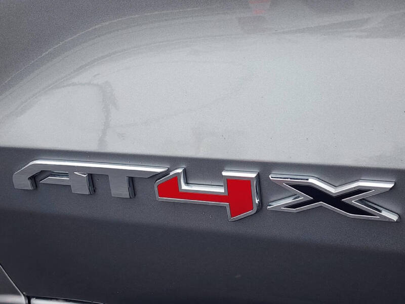 2025 GMC Canyon AT4