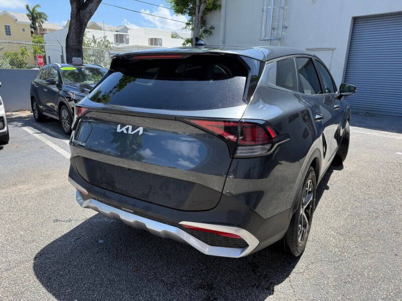 2023 Kia Sportage EX