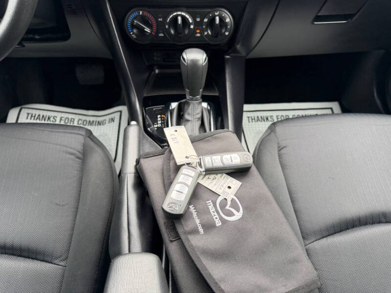 2016 Mazda MAZDA3 i Sport