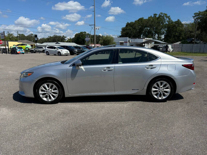 2014 Lexus ES 300h