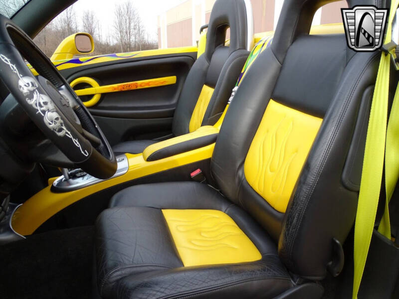 2004 Chevrolet SSR LS