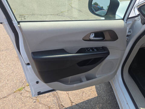 2017 Chrysler Pacifica LX