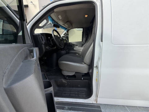 2020 GMC Savana 2500