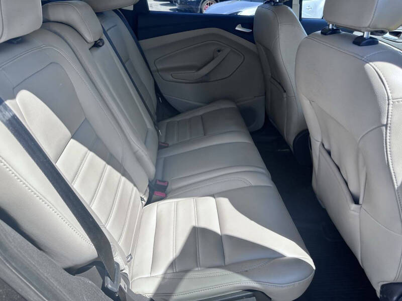 2019 Ford Escape SEL