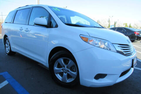 2015 Toyota Sienna for sale at Choice Auto & Truck in Sacramento CA
