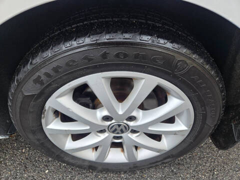 2014 Volkswagen Jetta SportWagen SE PZEV