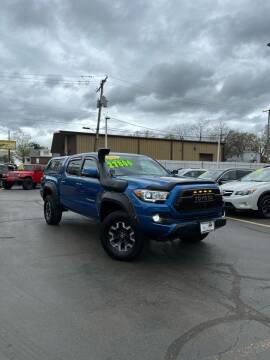 2016 Toyota Tacoma for sale at Auto Land Inc in Crest Hill IL