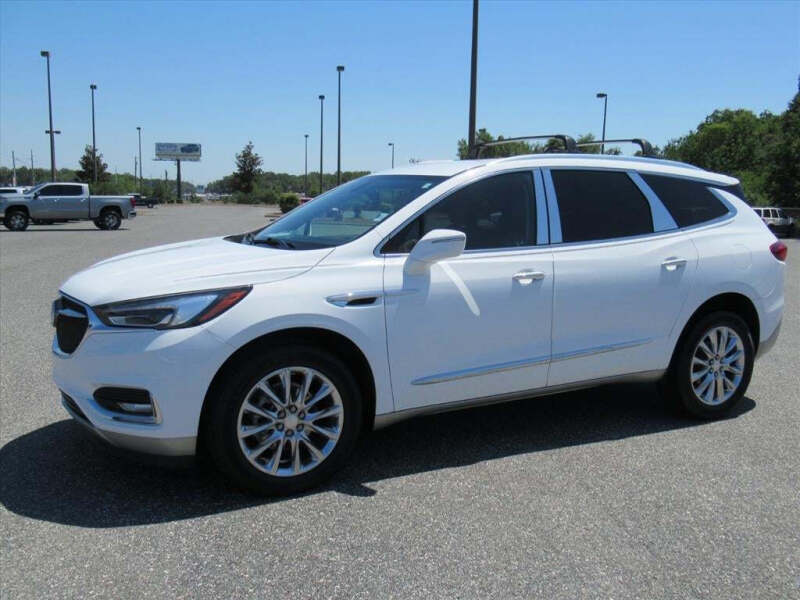 2020 Buick Enclave Essence