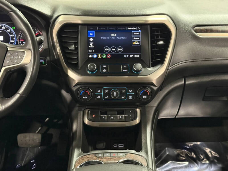 2021 GMC Acadia Denali