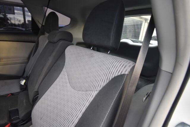 2016 Toyota Prius v Two