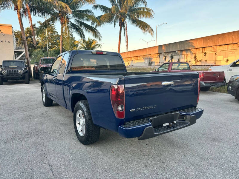 2011 Chevrolet Colorado null photo 12