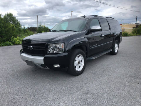 2007 Chevrolet Suburban for sale at PREMIER AUTO SALES in Martinsburg WV