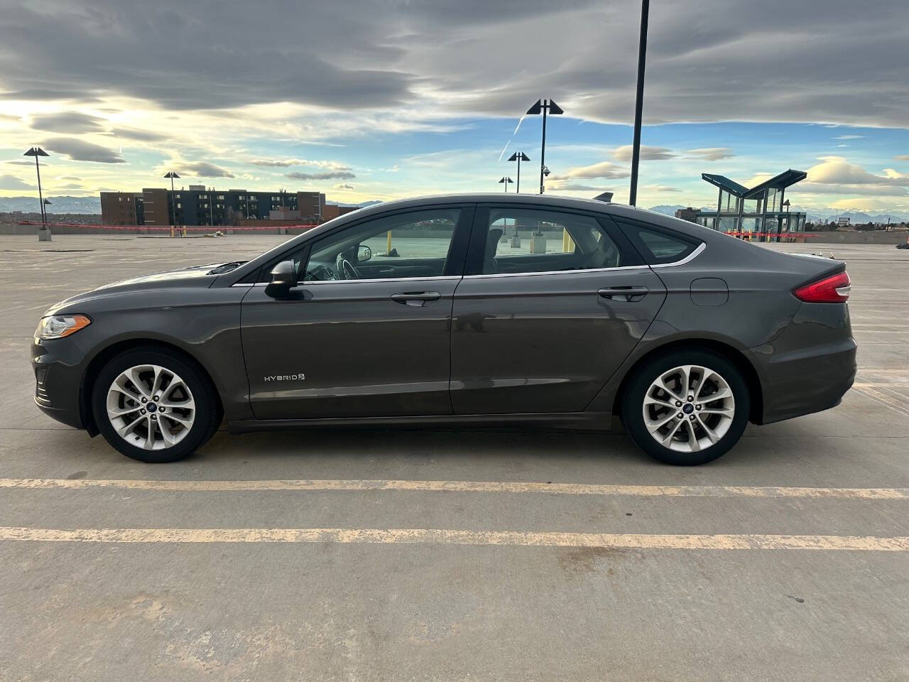 2019 Ford Fusion Hybrid SE photo 8