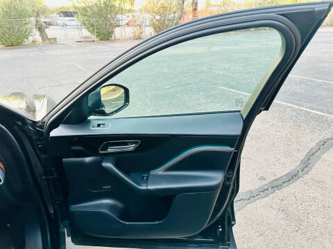 2017 Jaguar F-PACE 20d Prestige