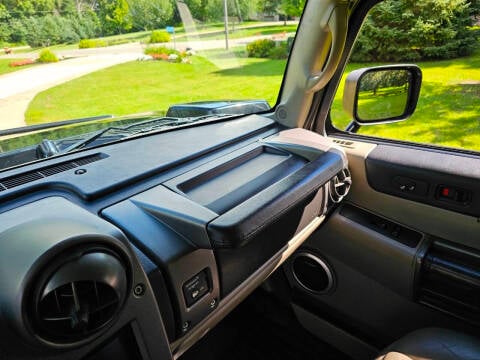 2003 HUMMER H2 Lux Series