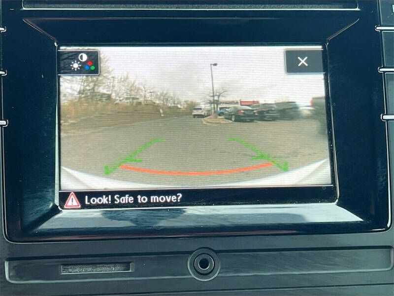 2017 Volkswagen Beetle 1.8T S