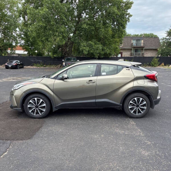 2021 Toyota C-HR LE