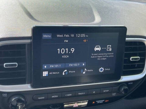 2025 Hyundai Venue SE
