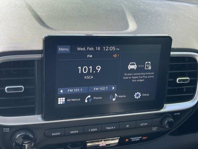 2025 Hyundai Venue SE