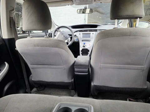 2014 Toyota Prius Four