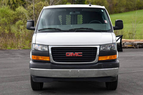 2024 GMC Savana 2500