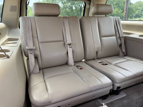 2011 Cadillac Escalade ESV Luxury