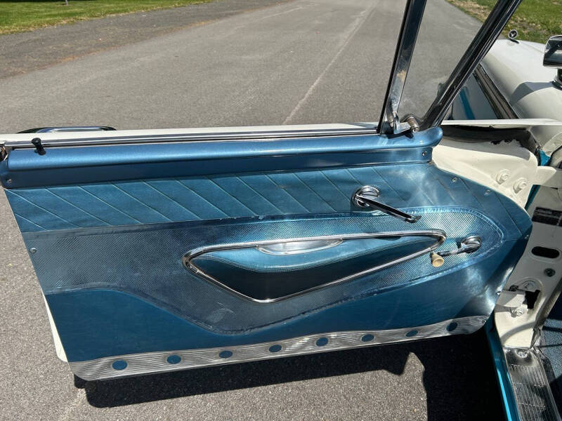 1959 Ford Skyliner