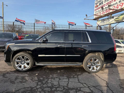 2018 Cadillac Escalade Luxury
