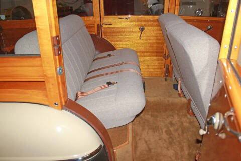 1948 Ford Super Deluxe