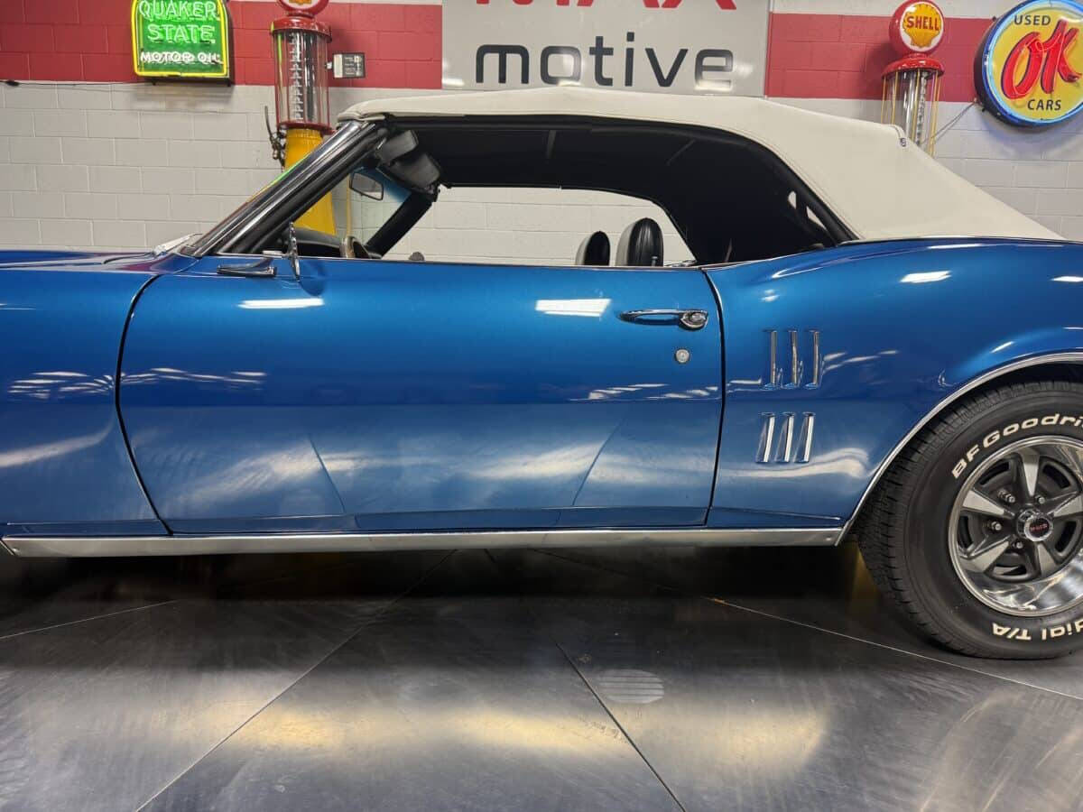 1968 Pontiac Firebird 19