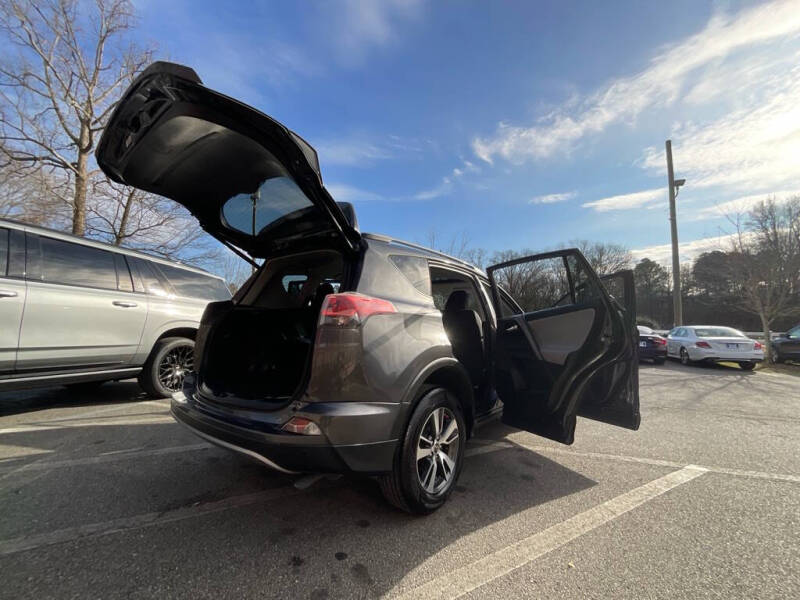 2017 Toyota RAV4 XLE